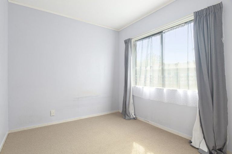 Photo of property in 15a Beech Place, Owhata, Rotorua, 3010