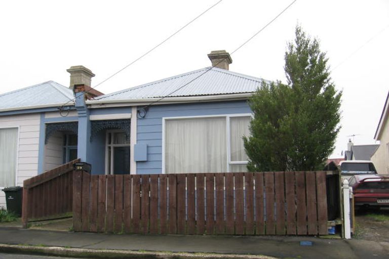 Photo of property in 39 Cutten Street, South Dunedin, Dunedin, 9012
