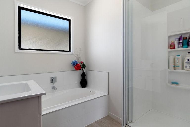 Photo of property in 84a Jonathon Street, Brookfield, Tauranga, 3110