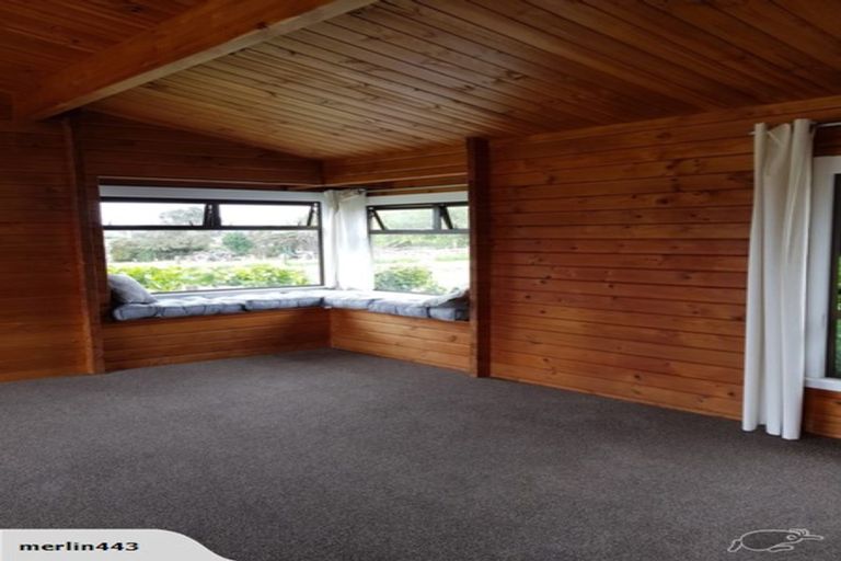 Photo of property in 440 Taupaki Road, Kumeu, 0892