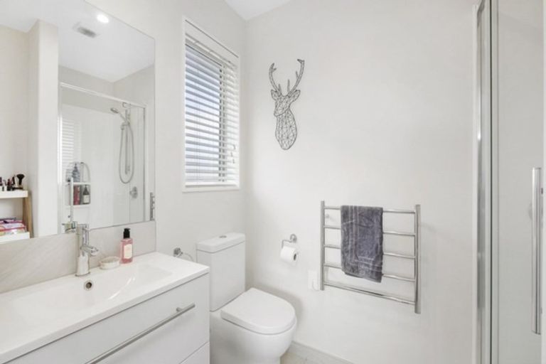 Photo of property in 2 Annie Jane Close, Rolleston, 7614