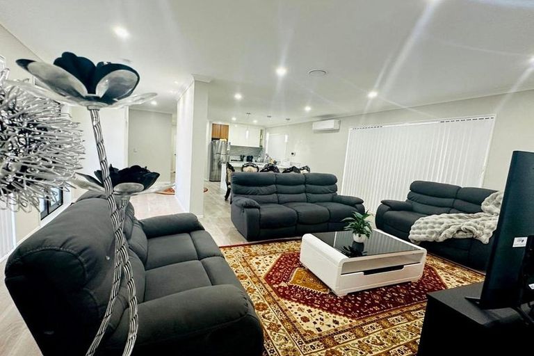 Photo of property in 13 Eros Road, Flat Bush, Auckland, 2019