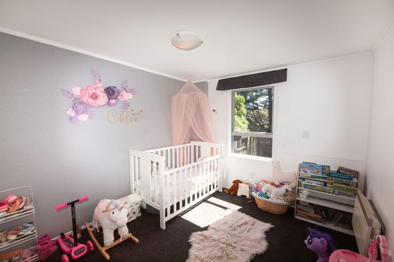Photo of property in 7a Salem Court, Churton Park, Wellington, 6037