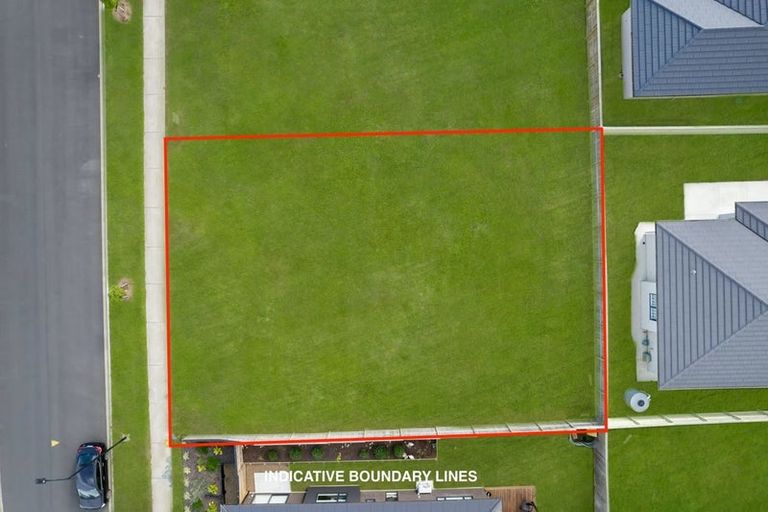 Photo of property in 14 Booker Drive, Tuakau, 2121