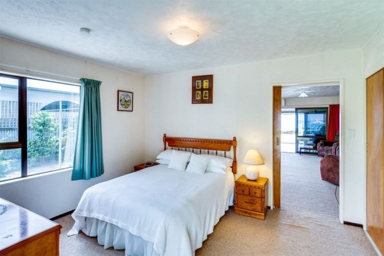 Photo of property in 211 Whirinaki Road, Eskdale, Napier, 4182
