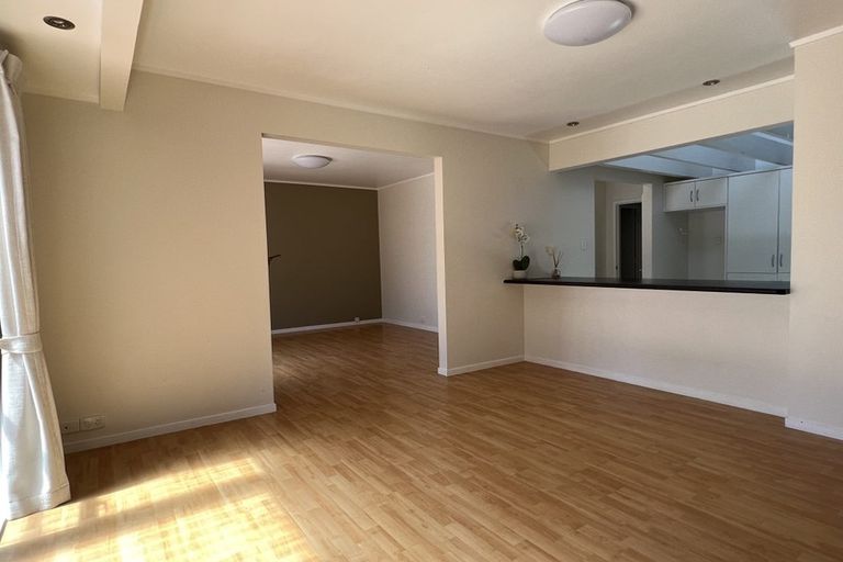 Photo of property in 55 Meadowvale Avenue, Forrest Hill, Auckland, 0620