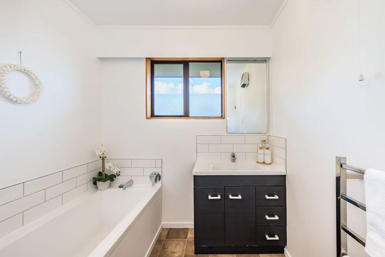 Photo of property in 41 Tui Road, Raumati Beach, Paraparaumu, 5032