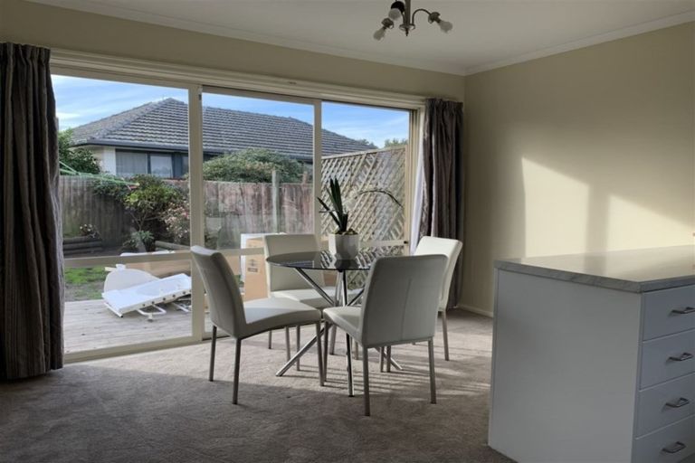 Photo of property in 13 Kathleen Crescent, Hornby, Christchurch, 8042