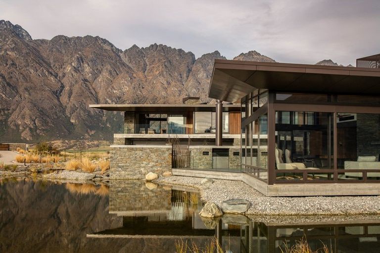 Photo of property in 7 Hidden Island Road, Jacks Point, Queenstown, 9371