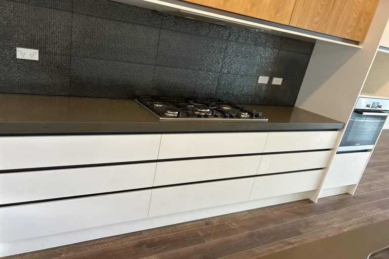 Photo of property in 50 Headland Drive, Long Bay, Auckland, 0630