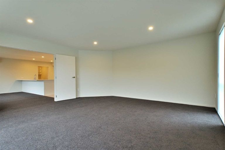 Photo of property in 110 Sutherland Drive, Kaiapoi, 7630