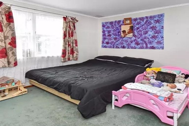 Photo of property in 1a Barrie Avenue, Papatoetoe, Auckland, 2025