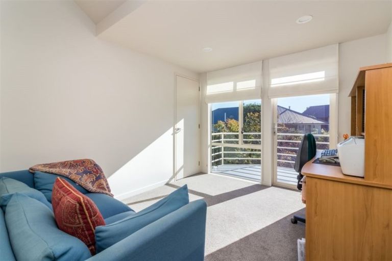 Photo of property in 2/89 Waimairi Road, Upper Riccarton, Christchurch, 8041