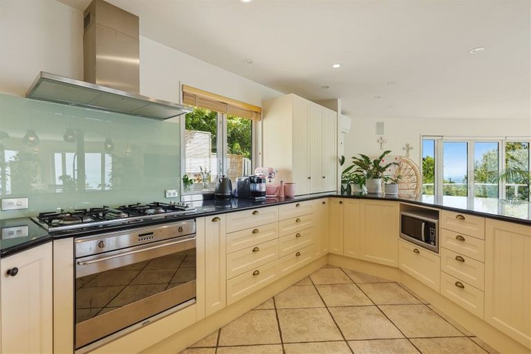 Photo of property in 7 Gardenhill Lane, Redcliffs, Christchurch, 8081