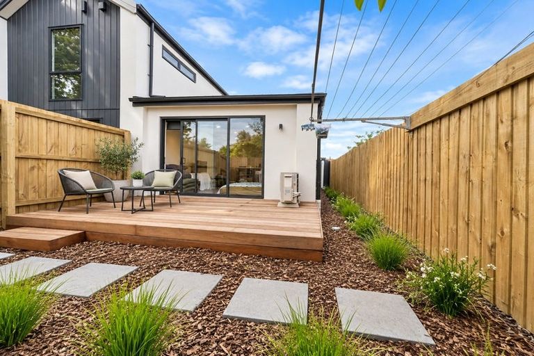 Photo of property in 7/8b Huia Street, Riccarton, Christchurch, 8041