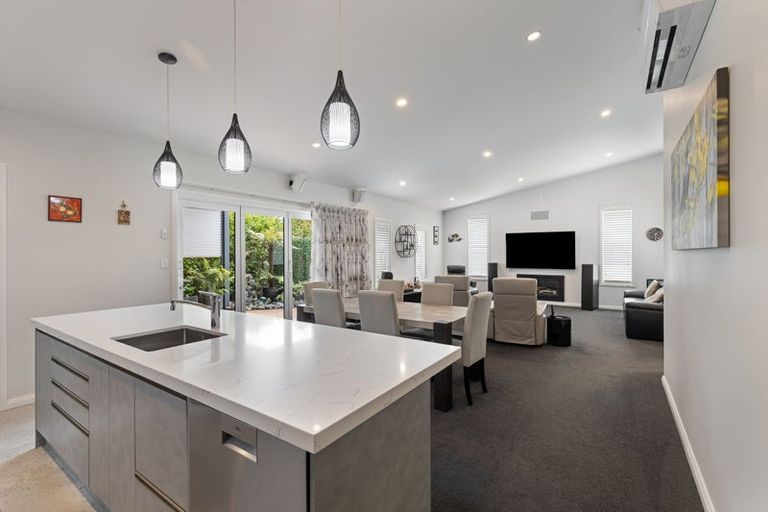 Photo of property in 20 Freedom Drive, Kelvin Grove, Palmerston North, 4414
