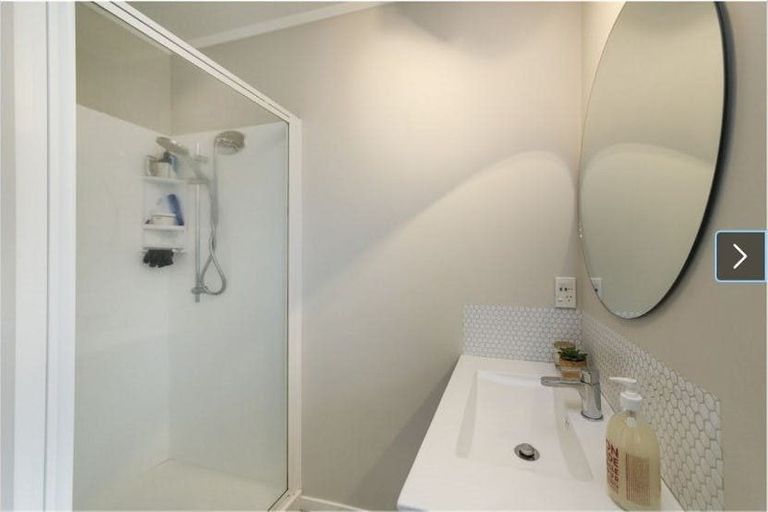 Photo of property in 102 Roberts Line, Kelvin Grove, Palmerston North, 4414