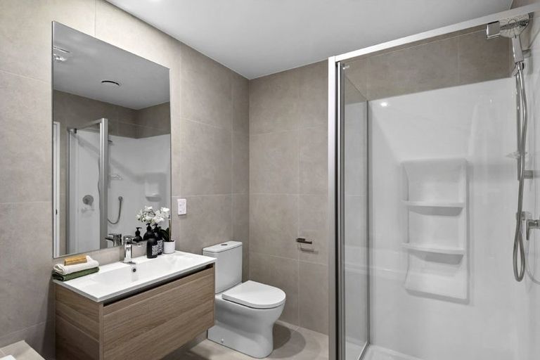 Photo of property in 15 Isabella Lane, Henderson, 0610