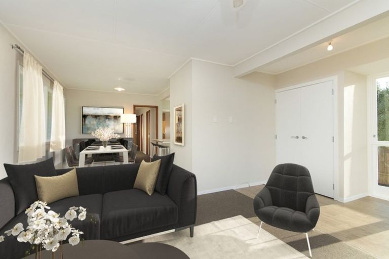 Photo of property in 1 Tawa Place, Waiuku, 2123