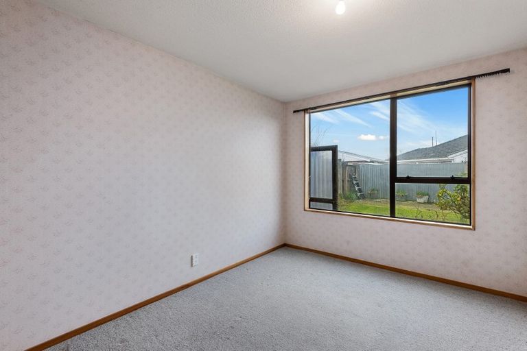 Photo of property in 6b Rolfe Place, Bishopdale, Christchurch, 8053