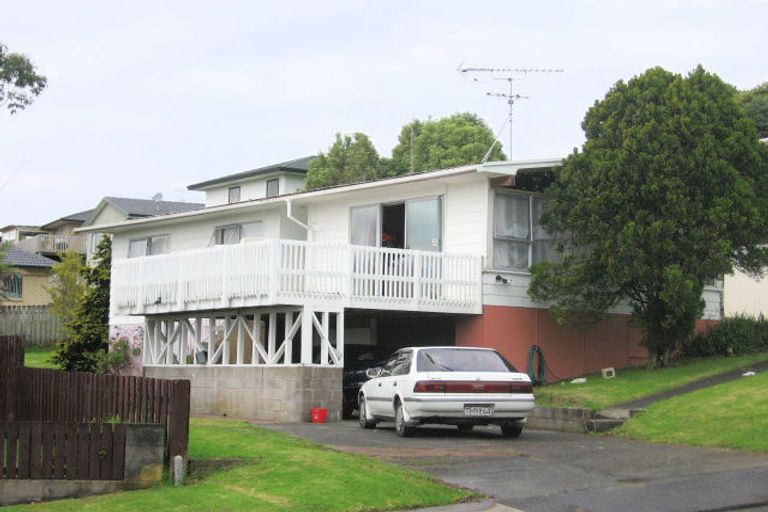 Photo of property in 10 Hewlett Road, Massey, Auckland, 0614