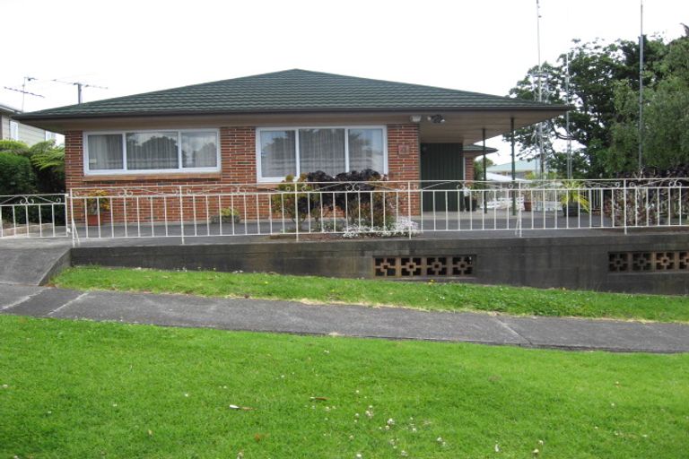 Photo of property in 4 Scott Avenue, Mangere Bridge, Auckland, 2022