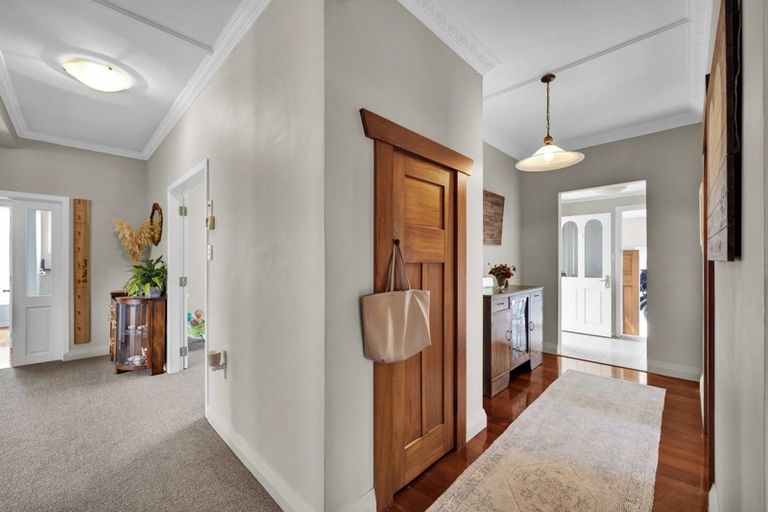 Photo of property in 1048 Normanby Road, Manaia, Hawera, 4678