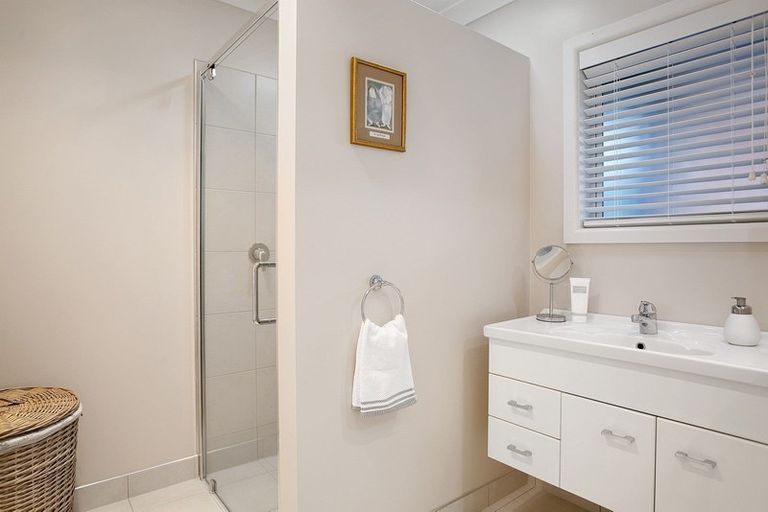 Photo of property in 16 Burr Street, Cambridge, 3434