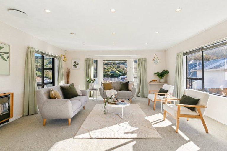 Photo of property in 11a Roy Street, Tawa, Wellington, 5028