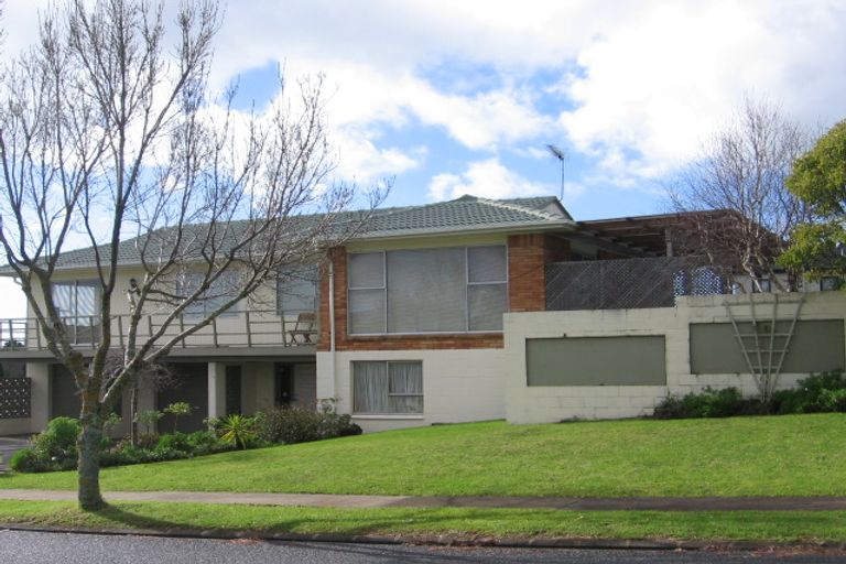 Photo of property in 140 Bramley Drive, Farm Cove, Auckland, 2012