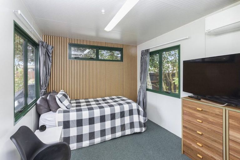 Photo of property in 477 Avonhead Road, Avonhead, Christchurch, 8042