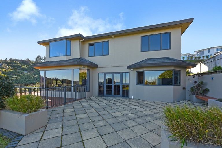 Photo of property in 9 Oceanview Terrace, Tirohanga, Lower Hutt, 5010