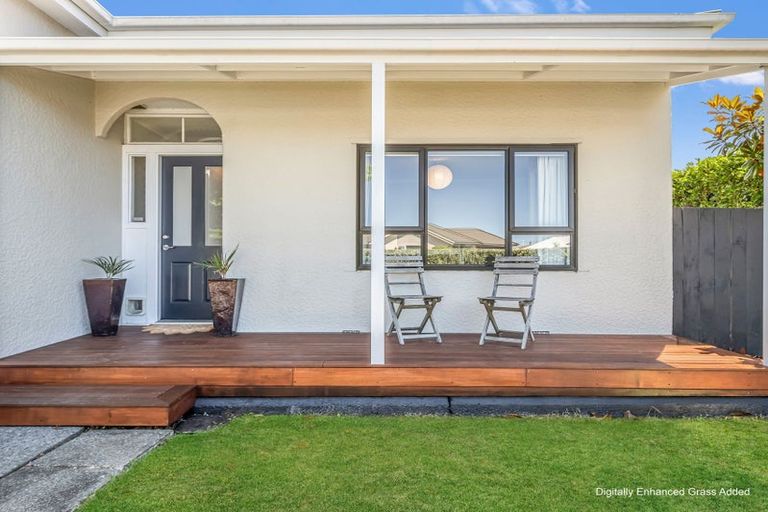 Photo of property in 9 Richill Street, Belfast, Christchurch, 8051