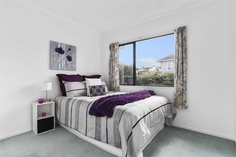 Photo of property in 2/13 Arawa Street, New Lynn, Auckland, 0600