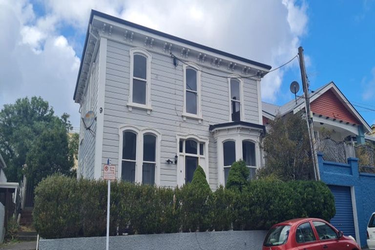 Photo of property in 9 Lipman Street, Mount Victoria, Wellington, 6011