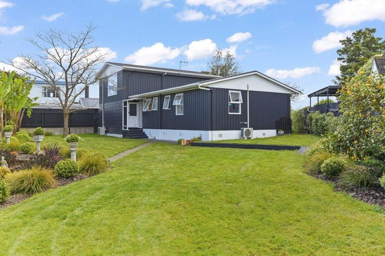 Photo of property in 9 Meads Place, Bulls, 4818