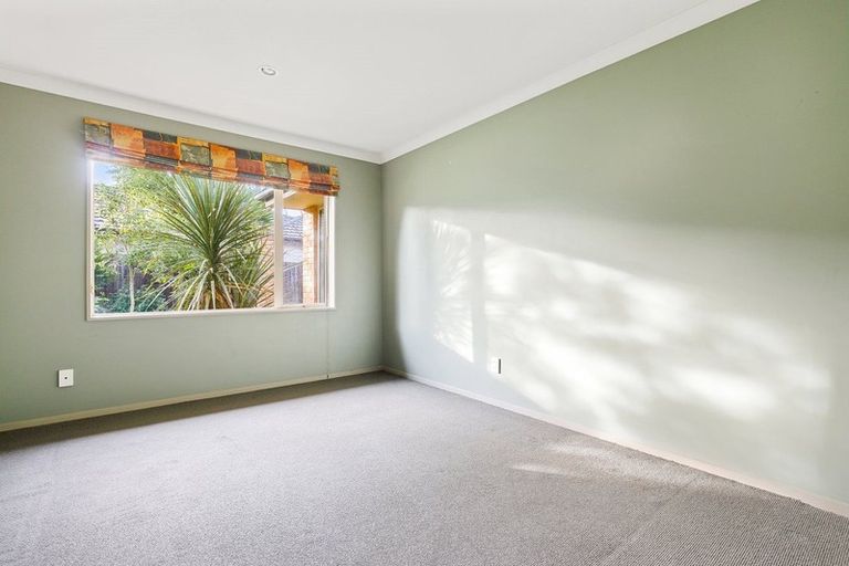 Photo of property in 2 Tanu Place, Parklands, Christchurch, 8083