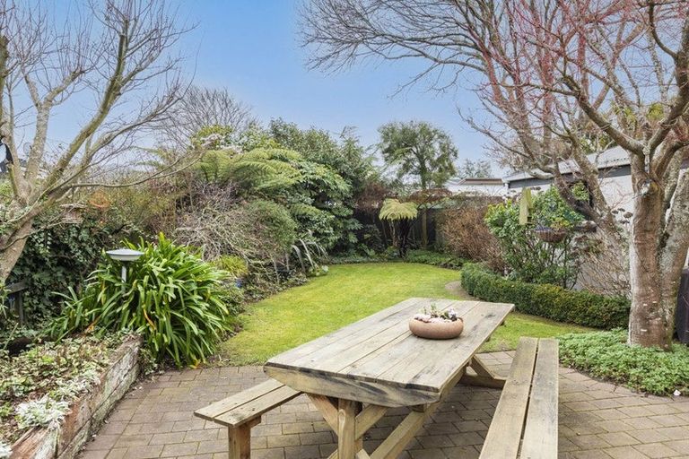 Photo of property in 265 Ashgrove Terrace, Somerfield, Christchurch, 8024