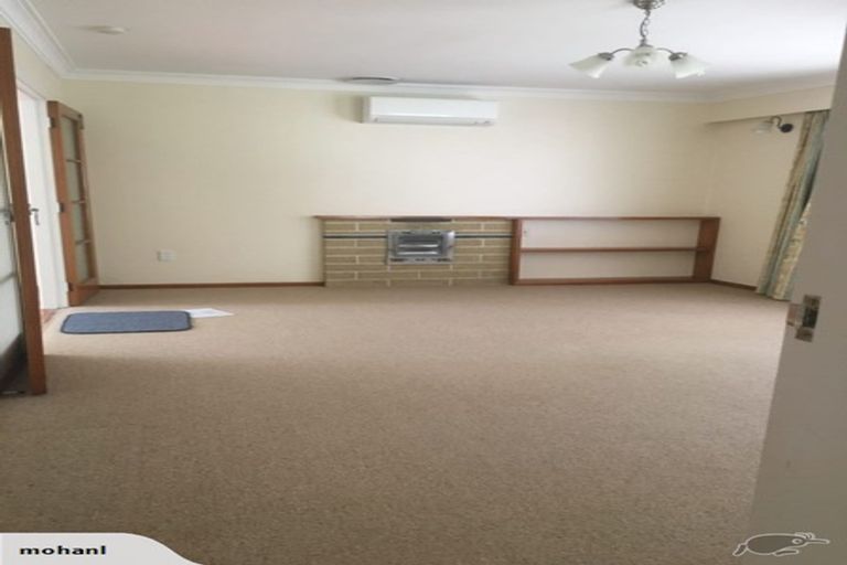 Photo of property in 2/54 Kings Crescent, Hutt Central, Lower Hutt, 5010