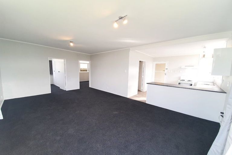 Photo of property in 6 Westhaven Grove, Takaro, Palmerston North, 4412