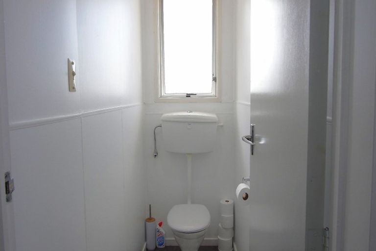 Photo of property in 25 Alexandra Street, Marton, 4710