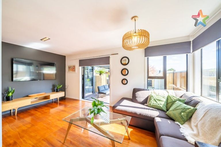 Photo of property in 86 Wilkie Crescent, Naenae, Lower Hutt, 5011