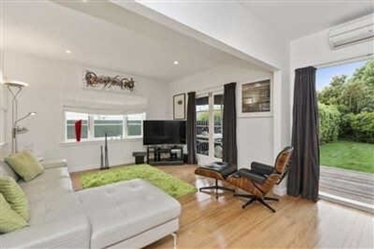 Photo of property in 54 Forfar Street, St Albans, Christchurch, 8014