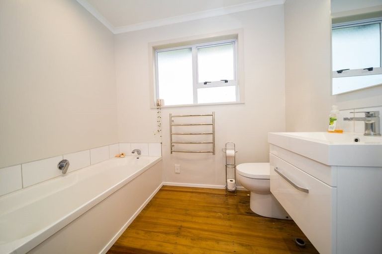 Photo of property in 36 Cameron Street, Hawera, 4610