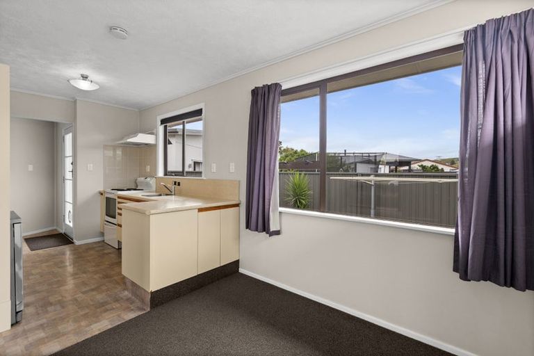 Photo of property in 5 Warwick Crescent, Taradale, Napier, 4112