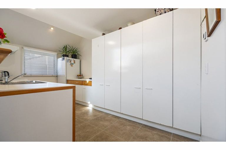 Photo of property in 5/140 Office Road, Merivale, Christchurch, 8014