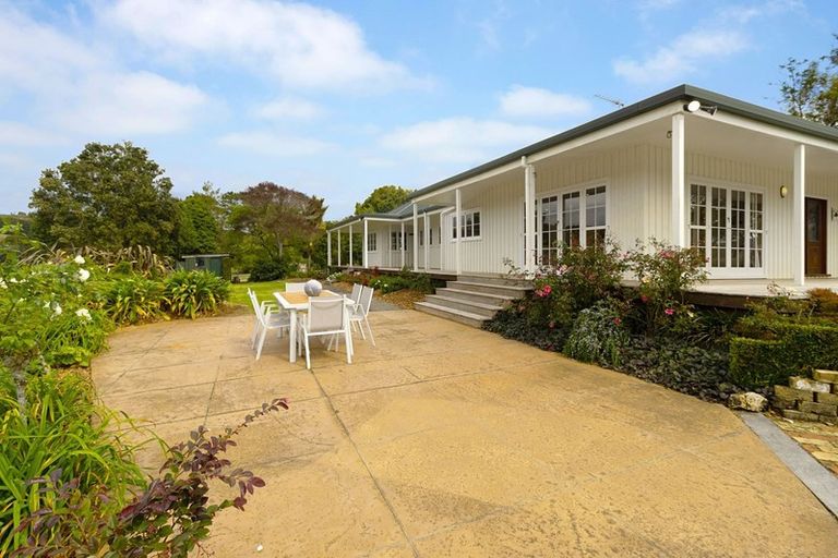 Photo of property in 141 Annett Road, Kumeu, 0891