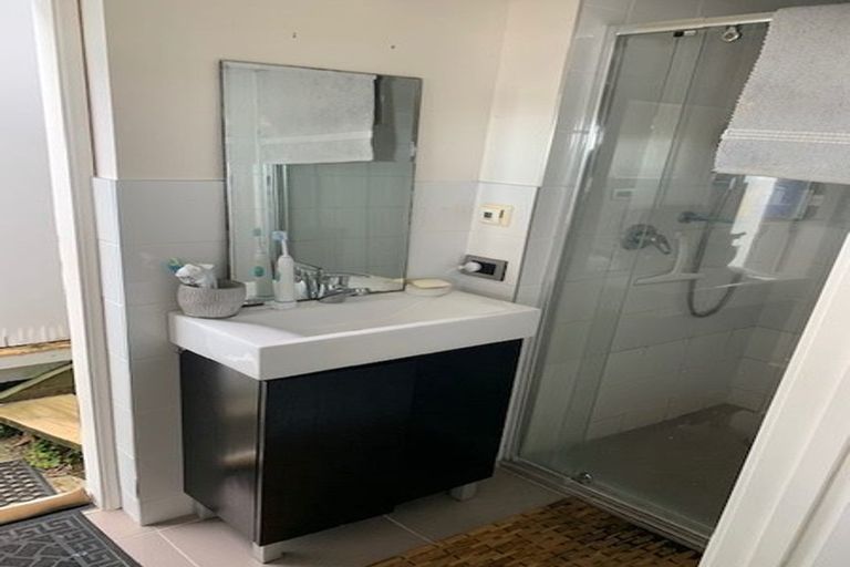 Photo of property in 41 Norwood Road, Bayswater, Auckland, 0622