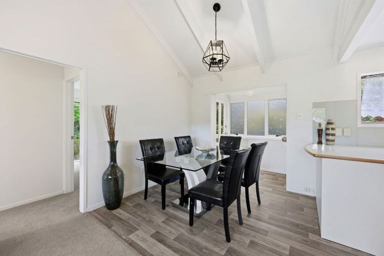 Photo of property in 2/30 Curacao Place, Half Moon Bay, Auckland, 2012