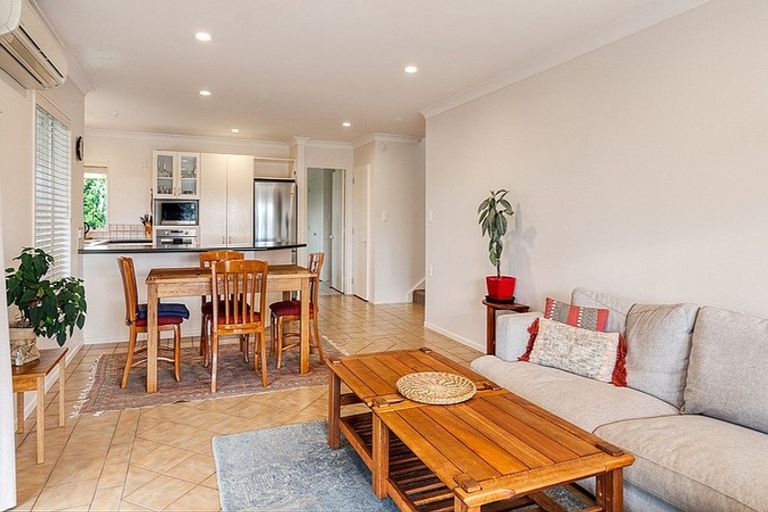 Photo of property in 21 The Glebe, Coastlands, Whakatane, 3120